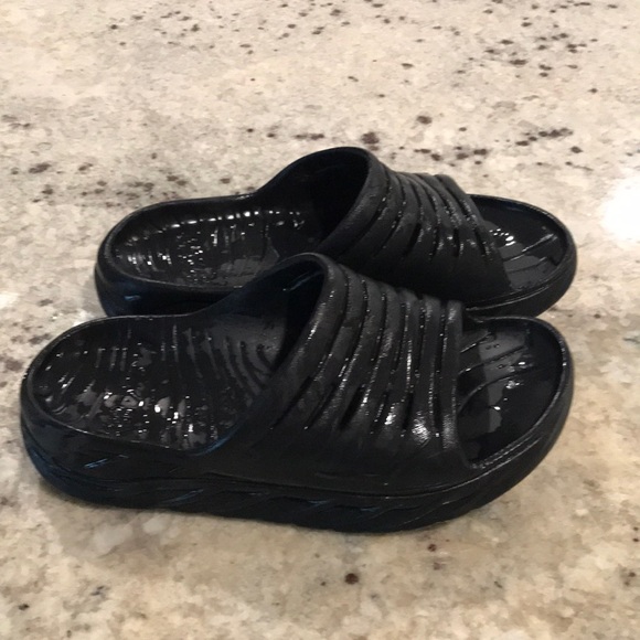 Hoka One One Shoes - Hoka one one slides